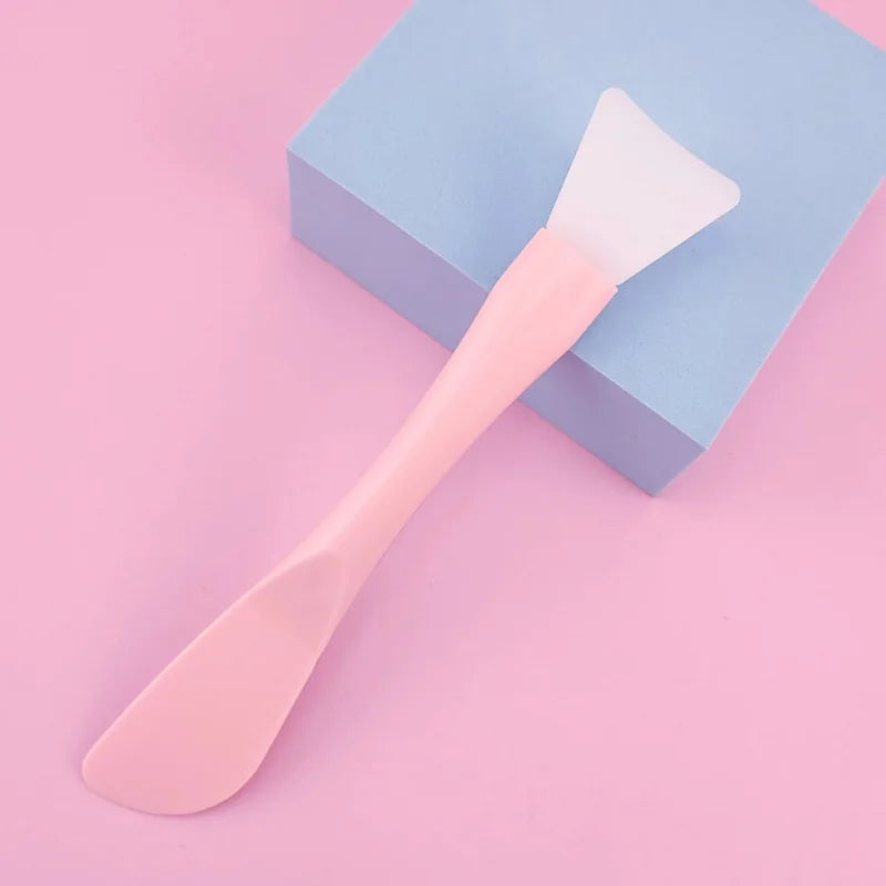 GlowBrush™ Facial Mask Brush