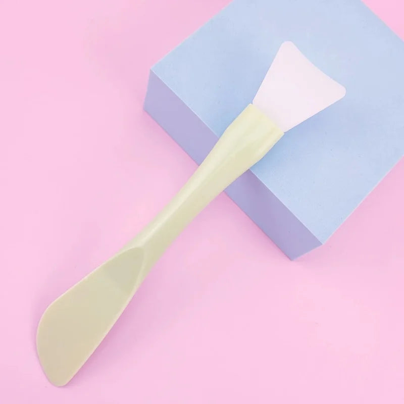 GlowBrush™ Facial Mask Brush