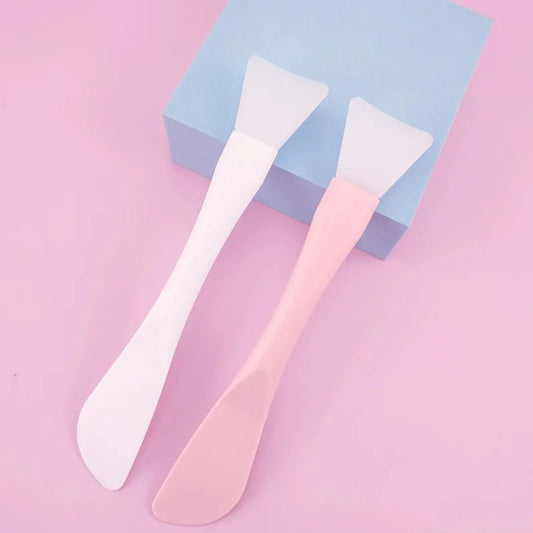 GlowBrush™ Facial Mask Brush